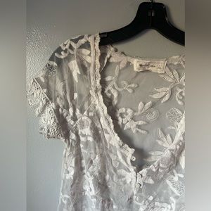 Abercrombie grey lace t shirt